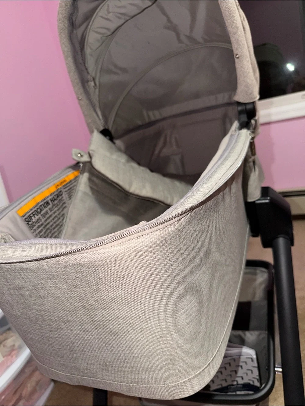 Nuna x pottery barn Tan Bassinet and stand